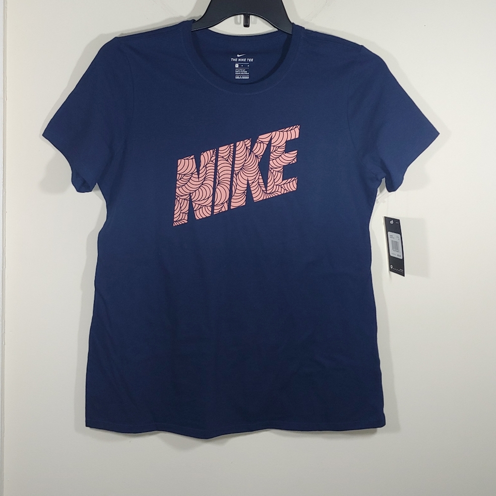 Nike Women's T-shirt Shirt Top Size Medium